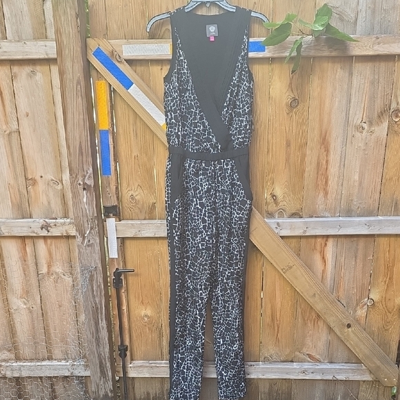Vince Camuto Black and White Patterned Jumpsuit - Picture 1 of 4
